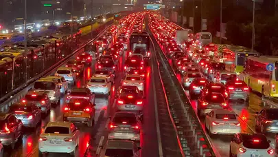 İstanbul'da trafik yoğunluğu: Anadolu Yakası'nda yüzde 90