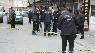 Kayseri’de dehşet anları: Yoldan geçenleri bıçakladı, 1’i ağır 3 yaralı
