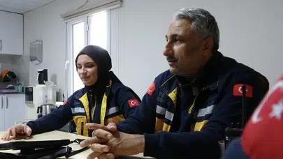 Gaziantep’te baba ve kızı hayat kurtarıyor!