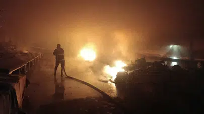 Sorgun’da semt pazarında yangın çıktı