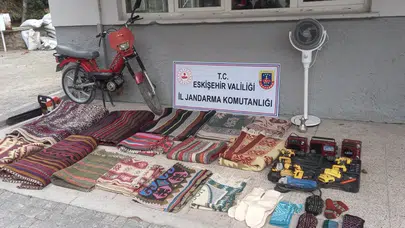 Eskişehir’de ‘mezarcıyız’ diyerek 20 evi soydular!