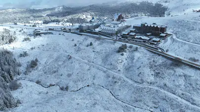 Uludağ beyaza büründü: Kar kalınlığı 10 santimetreye yaklaştı