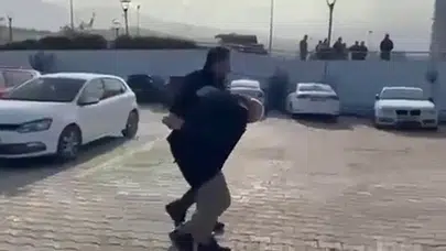 Husumetlisini araçla ezmeye çalıştı