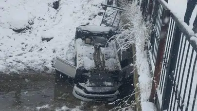 Diyarbakır'da kaza: Otomobil köprüden uçtu, 2 kişi yaralandı!