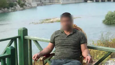 Adana’da uyuşturucu baskını: Canlı yayında intihar etti!