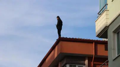 Çorum'da intihara kalkışan şahsı, İl Emniyet Müdürü Arif Pehlivan vazgeçirdi