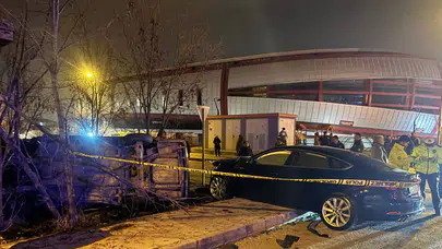 Erzincan’da iki otomobilin çarpıştığı kazada 5 kişi yaralandı