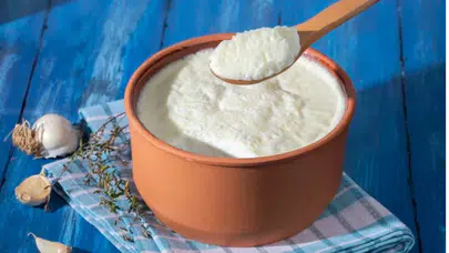 Evde yoğurt nasıl mayalanır? Doğal yöntemlerle taş gibi yoğurt yapmanın püf noktaları