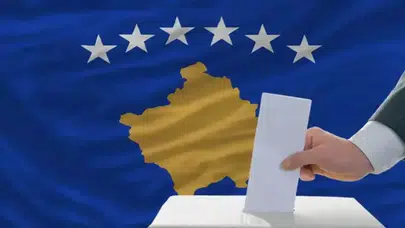Kosova'da kritik gün: Erken genel seçim için oy verme işlemi başladı