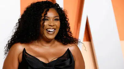 Lizzo’dan açıklama: Kiloya dayalı ayrımcılık iddiaları düşürüldü, dava sürüyor