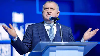 Bakan Bak'tan gençlere ilham veren hayat dersi