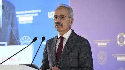 Bakan Uraloğlu: 2025, Türk denizciliğinin altın yılı olarak tarihe geçti!