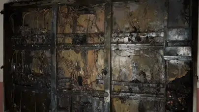 Zeytinburnu'nda binada yangın paniği: 4 kişi hastaneye kaldırıldı