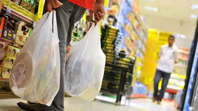 Yeni yılda plastik poşetlere zam: Tanesi 1 liradan satılacak