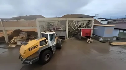 Tokat'ta garajın çatısı çöktü: 1 işçi yaralı