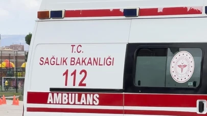 Eşiyle tartıştı, kendini karnından bıçakladı!