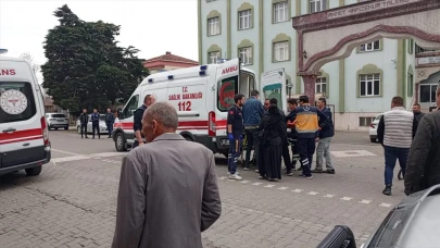 Mezarlık ziyaretinde silahlar konuştu