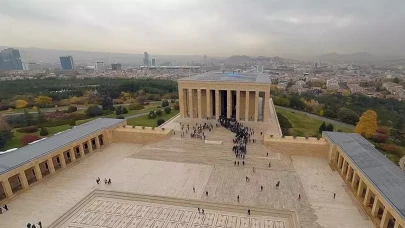 Anıtkabir bayramda açık mı?