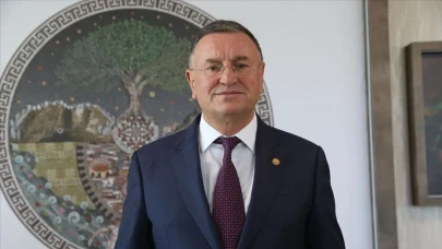 CHP'den ihraç edilen Lütfü Savaş kimdir?