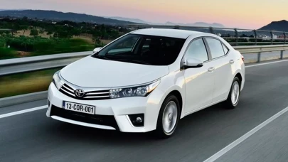 Toyota fiyat listesi Mart 2025!