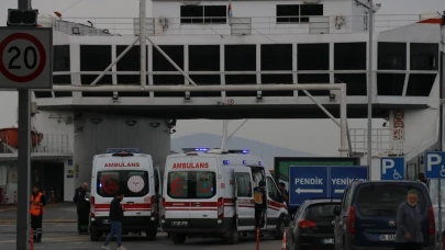 Yalova’da feribot iskeleye çarptı: Bazı yolcular hafif yaralandı