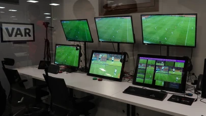 Süper Lig'de günün VAR hakemleri açıklandı!