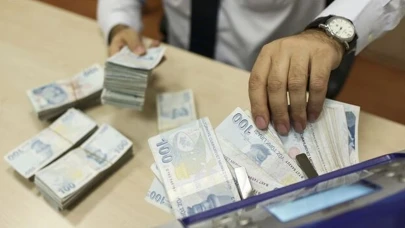 9 günlük bayram tatilinde bankalar açık mı?