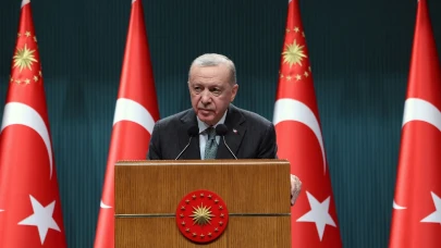 "İsrail kandan beslenen bir terör devletidir"