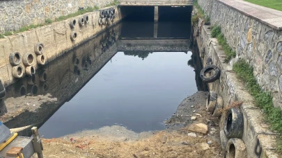 Kartal'da atık su krizi: Kötü koku çevreyi sardı!