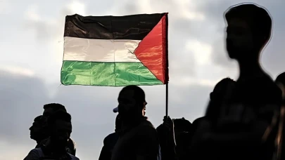 Hamas: İsrail'in Gazze'ye yardım engellemesi savaş suçu