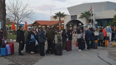 Yunan Adaları'na büyük ilgi: Ayvalık’ta kuyruk oluştu