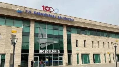 Karamürsel Belediyesi'nde MHP ilçe başkanı bıçaklandı!