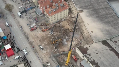 Konya'da 2 kişinin öldüğü bina çökmesiyle ilgili 10 sanığa hapis talebi