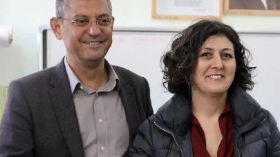 Özgür Özel evli mi? Özgür Özel'in eşi kim?