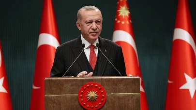 Cumhurbaşkanı Erdoğan, bayram namazını Büyük Çamlıca Camii'nde kıldı