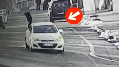 Bingöl’de çalıntı araçla kaçan iki zanlı kıskıvrak yakalandı