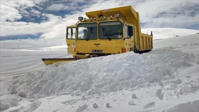 Erzurum, Kars ve Ardahan’da 276 yerleşim yeri ulaşıma kapanmış durumda!