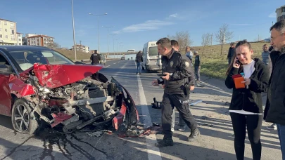 Hurdaya dönen araçtan sağ çıktı, gözyaşlarını tutamadı