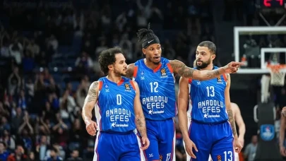 Anadolu Efes Euroleague mücadelesinde Partizan deplasmanında!