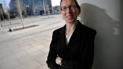 Hester Maria Peirce kimdir?