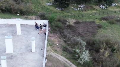 Düzce’de şaşırtan görüntü: İntihar sandılar, gerçek bambaşka çıktı!