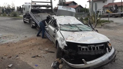 20 metreden şarampole uçan otomobil, hurdaya döndü!