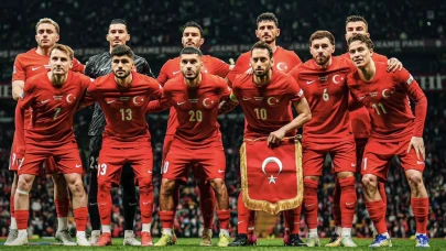 Millilerde bir şok daha! Yıldız oyuncu kadrodan çıkarıldı