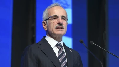 Bakan Uraloğlu, akrabasının cenazesine katıldı