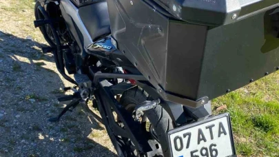 Bisikletle çarpışan motosiklet sürücüsü öldü