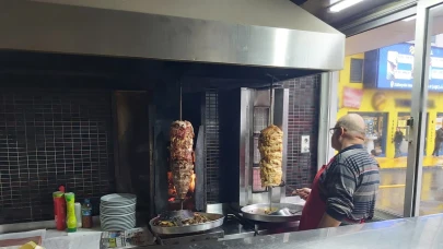 Samsun’da tüketime uygun olmayan döner imha edildi