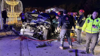 Erzurum’da feci kaza: Kamyon 6 aracı biçti, yaralılar var