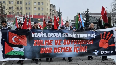 Erzurum'da sağlık çalışanları Gazze için sessiz yürüyüş düzenledi!