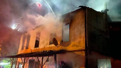 Sakarya'da ahşap evde yangın