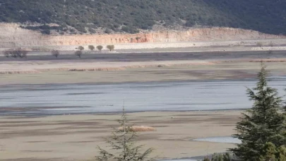Antalya'nın gözbebeği suyunu kaybetti!